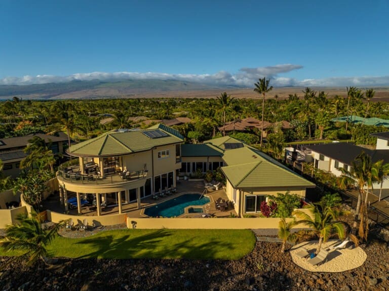 Luxury Vacation Rental in Mauna Lani